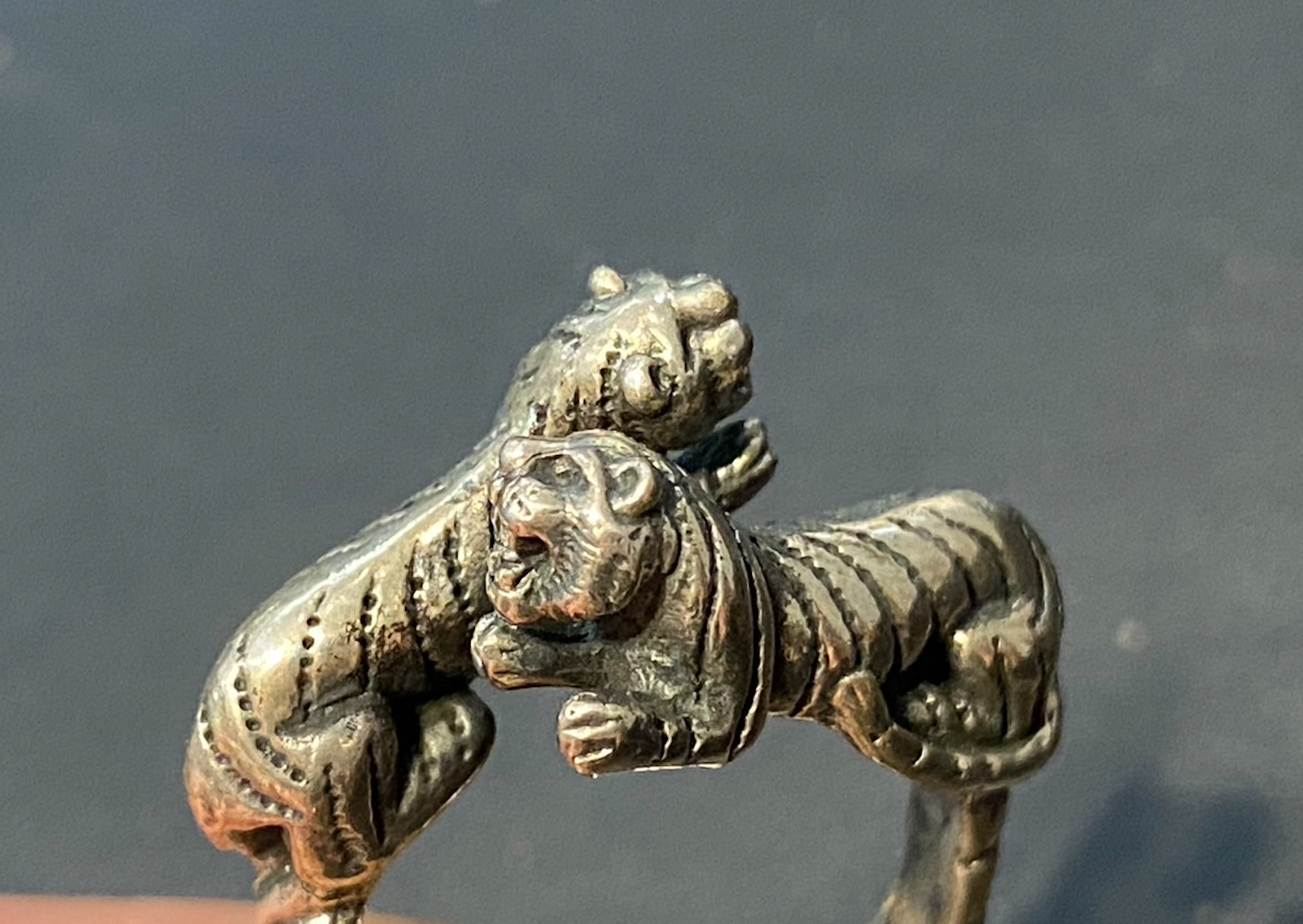 銀飾戒指生產,銅製戒指生產案例-台灣銀飾工廠,台北銀飾工廠,新北銀飾工廠,銅飾工廠,台北銀飾生產,銅銀飾品製做,飾品鑄造,銅零件鑄造,銀零件鑄造,筆配件打版,飾品量產鑄造,擺飾專業打版,銀飾戒指生產,銀飾項鍊生產,銀飾配件訂製,銀飾工廠推薦,巧美信飾品工藝1