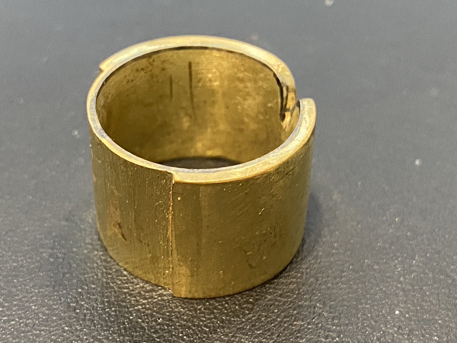 銀飾戒指生產,銅製戒指生產案例-台灣銀飾工廠,台北銀飾工廠,新北銀飾工廠,銅飾工廠,台北銀飾生產,銅銀飾品製做,飾品鑄造,銅零件鑄造,銀零件鑄造,筆配件打版,飾品量產鑄造,擺飾專業打版,銀飾戒指生產,銀飾項鍊生產,銀飾配件訂製,銀飾工廠推薦,巧美信飾品工藝10