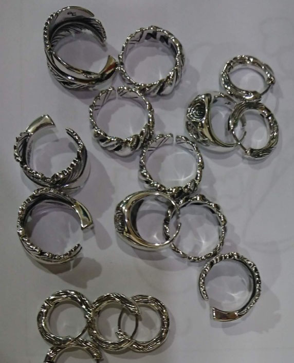 飾品工廠生產案例-台灣銀飾工廠,台北銀飾工廠,新北銀飾工廠,銅飾工廠,台北銀飾生產,銅銀飾品製做,飾品鑄造,銅零件鑄造,銀零件鑄造,筆配件打版,飾品量產鑄造,擺飾專業打版,銀飾戒指生產,銀飾項鍊生產,銀飾配件訂製,銀飾工廠推薦,巧美信飾品工藝9